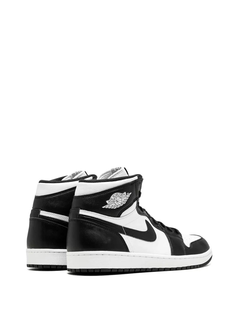 Jordan 1 Retro High OG “Black/White”