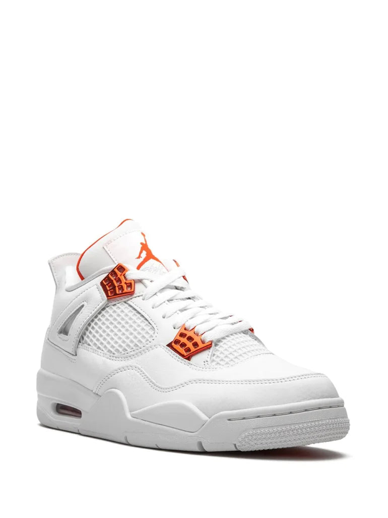 Jordan 4 Retro “Metallic Pack – Orange”